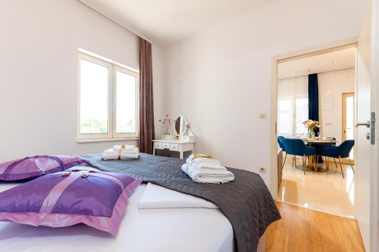 Luxa 5 Min Old Town, 10 Min Airport Apartment Trogir Exterior foto